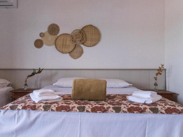 Capitão Gancho Duplo - Pousada Piratas do Barro Branco